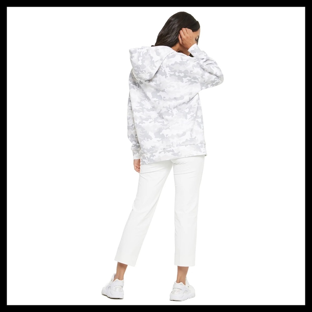 LAZYPANTS The Cooper Hoodie Sweatshirt In White Camo - Picture 11 of 15